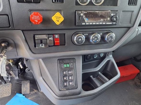 2025 Kenworth PSADL-400P image 15