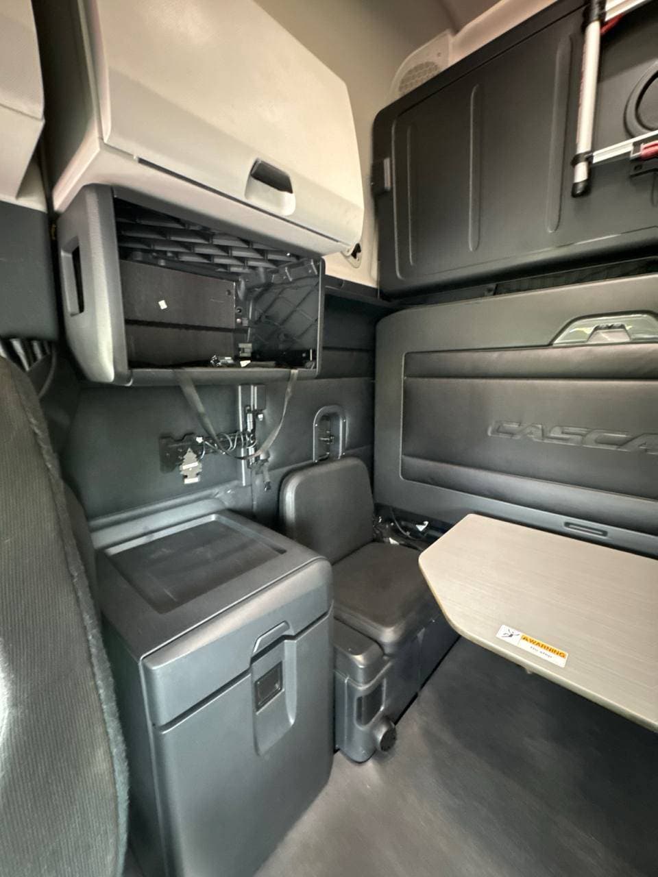 2023 Freightliner Cascadia 126 image 13