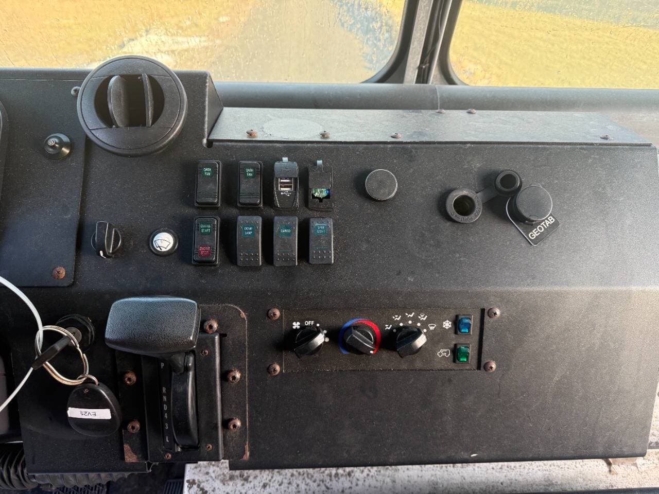 2021 Freightliner MT45 image 15