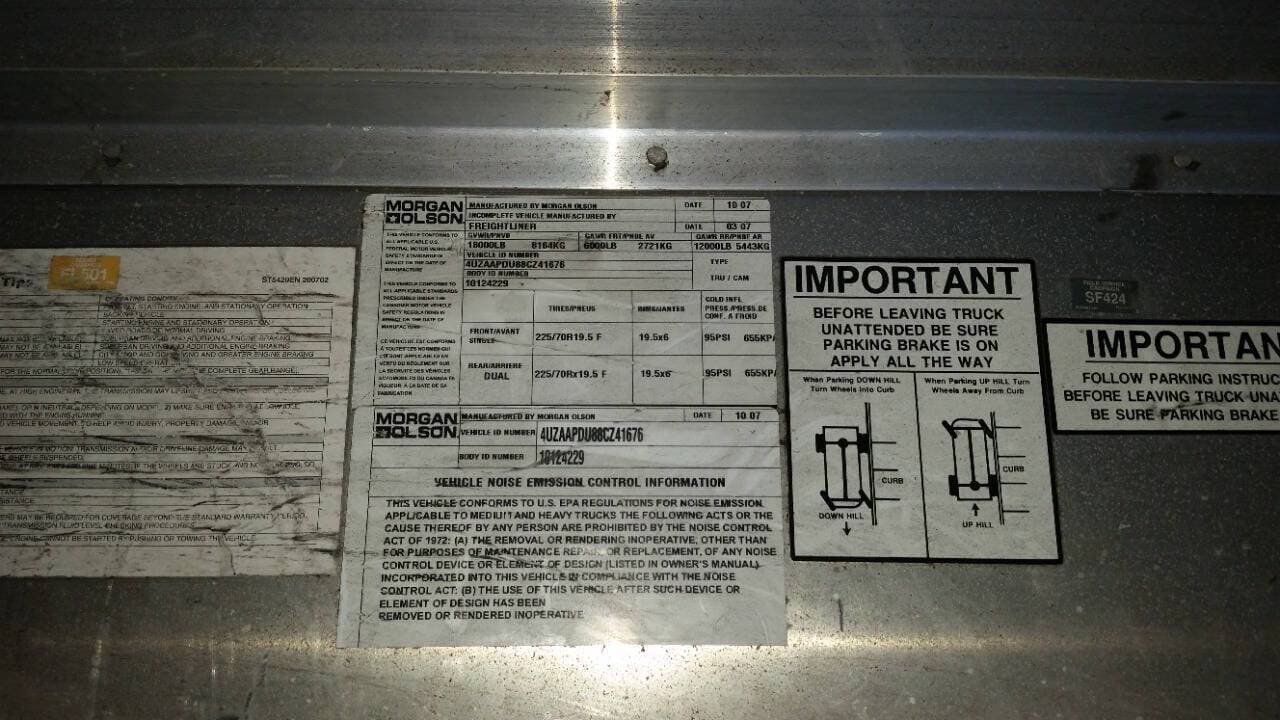 2008 Freightliner MT45 image 2