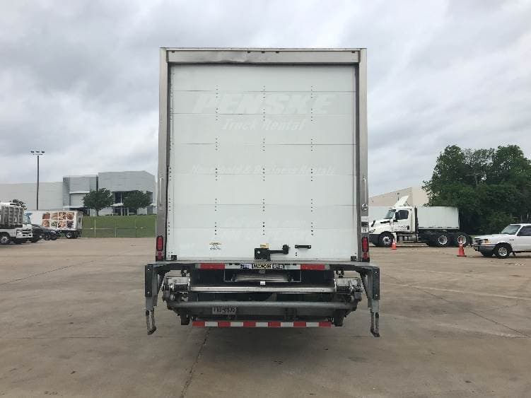 2022 International MV607 Box Truck - 220HP, 6 Speed Automatic, Roll up Door image 7