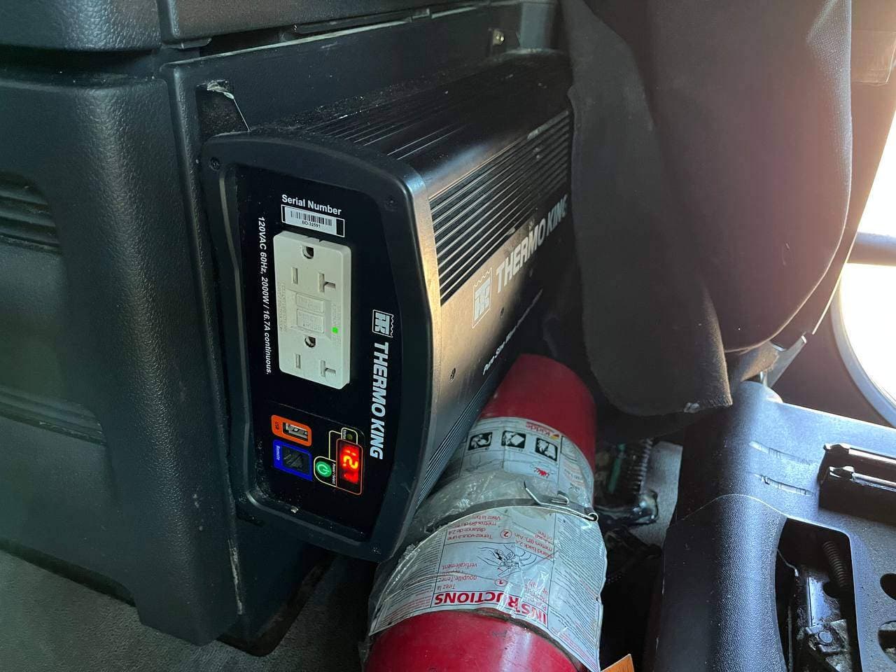 2022 Freightliner Cascadia image 19