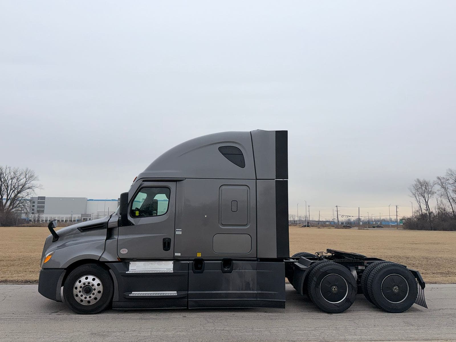 2022 Freightliner Cascadia 126 image 4