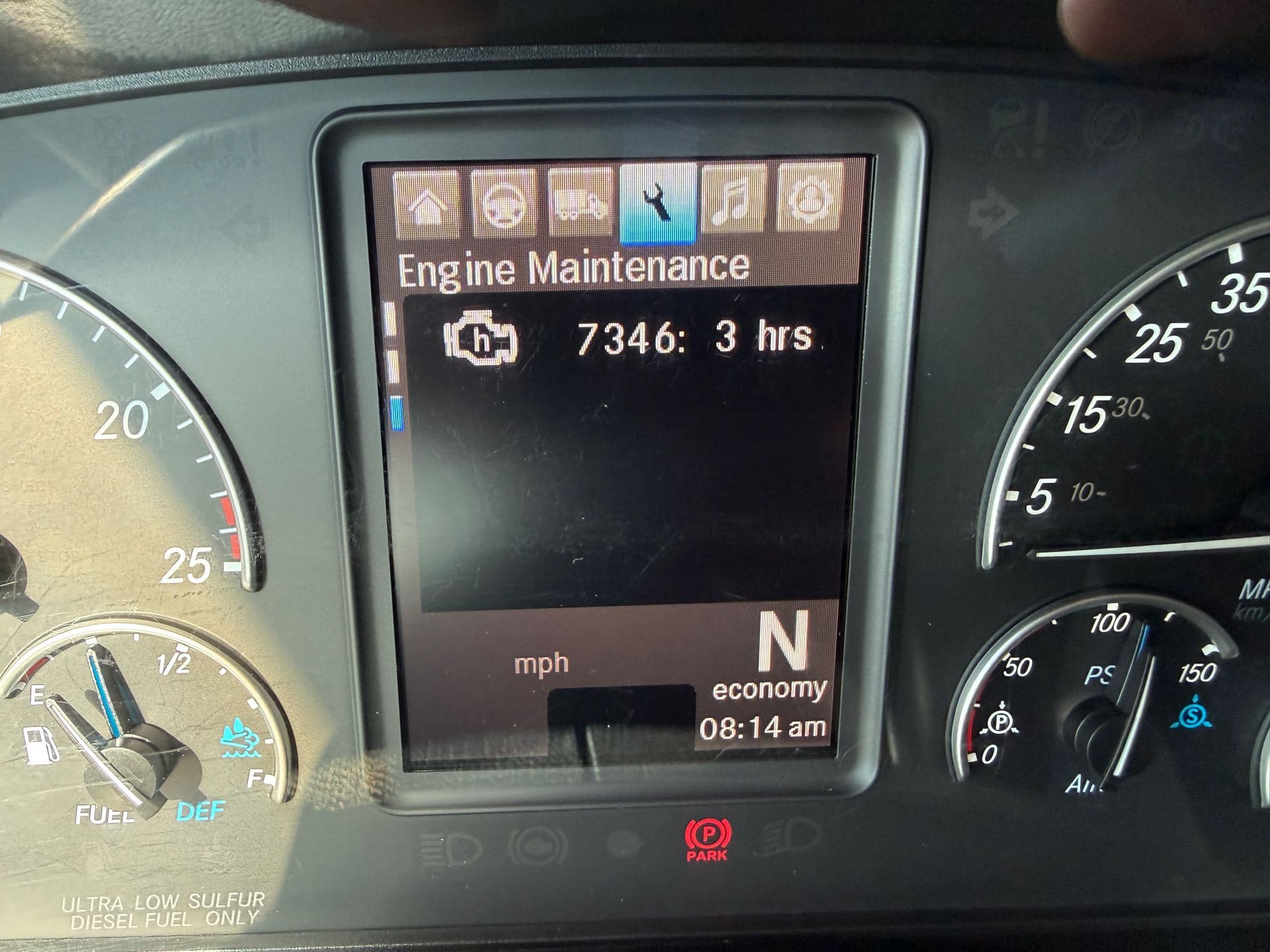 2025 Freightliner - 250k - 475HP - 2.85 axel image 12
