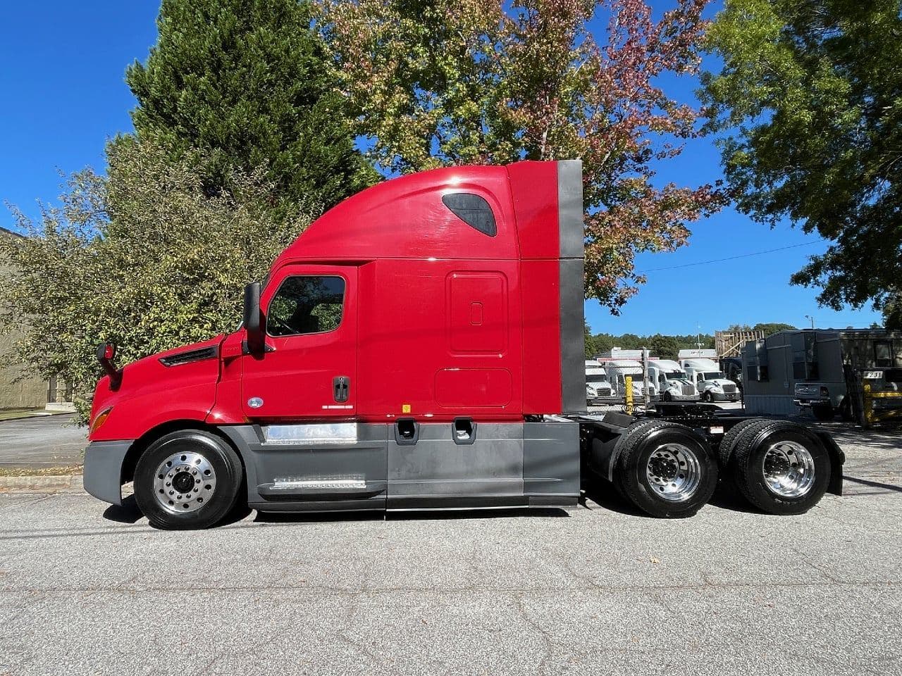 2020 Freightliner Cascadia 126 image 6