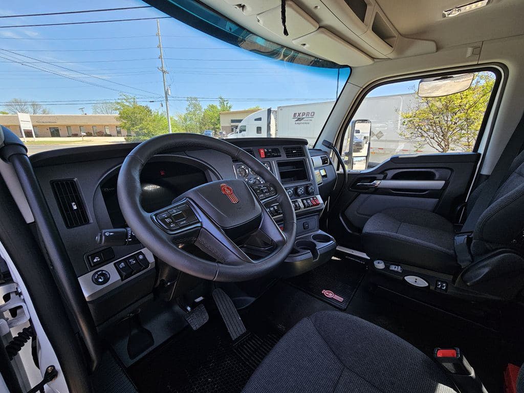 New 2027 KENWORTH W990 image 7