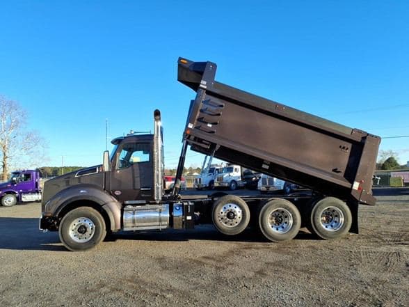 2026 Kenworth T880 image 7