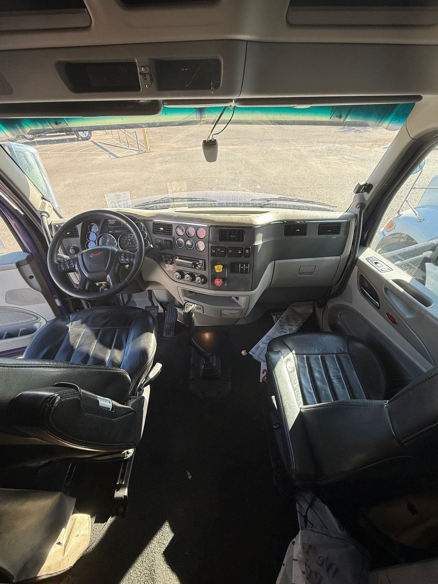 2020 Peterbilt 579 image 5