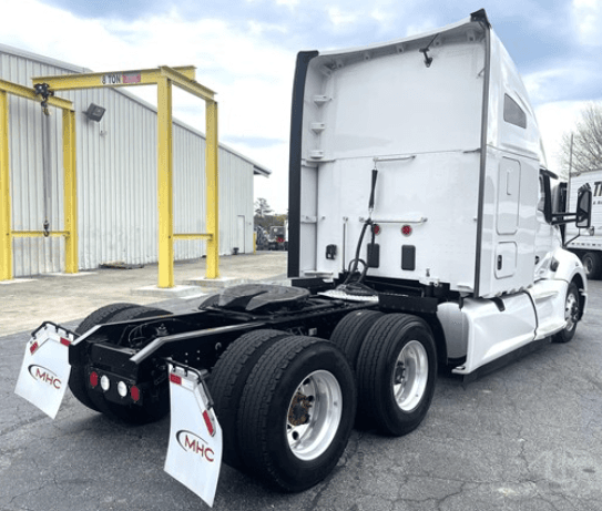 2020 Kenworth T680 image 5