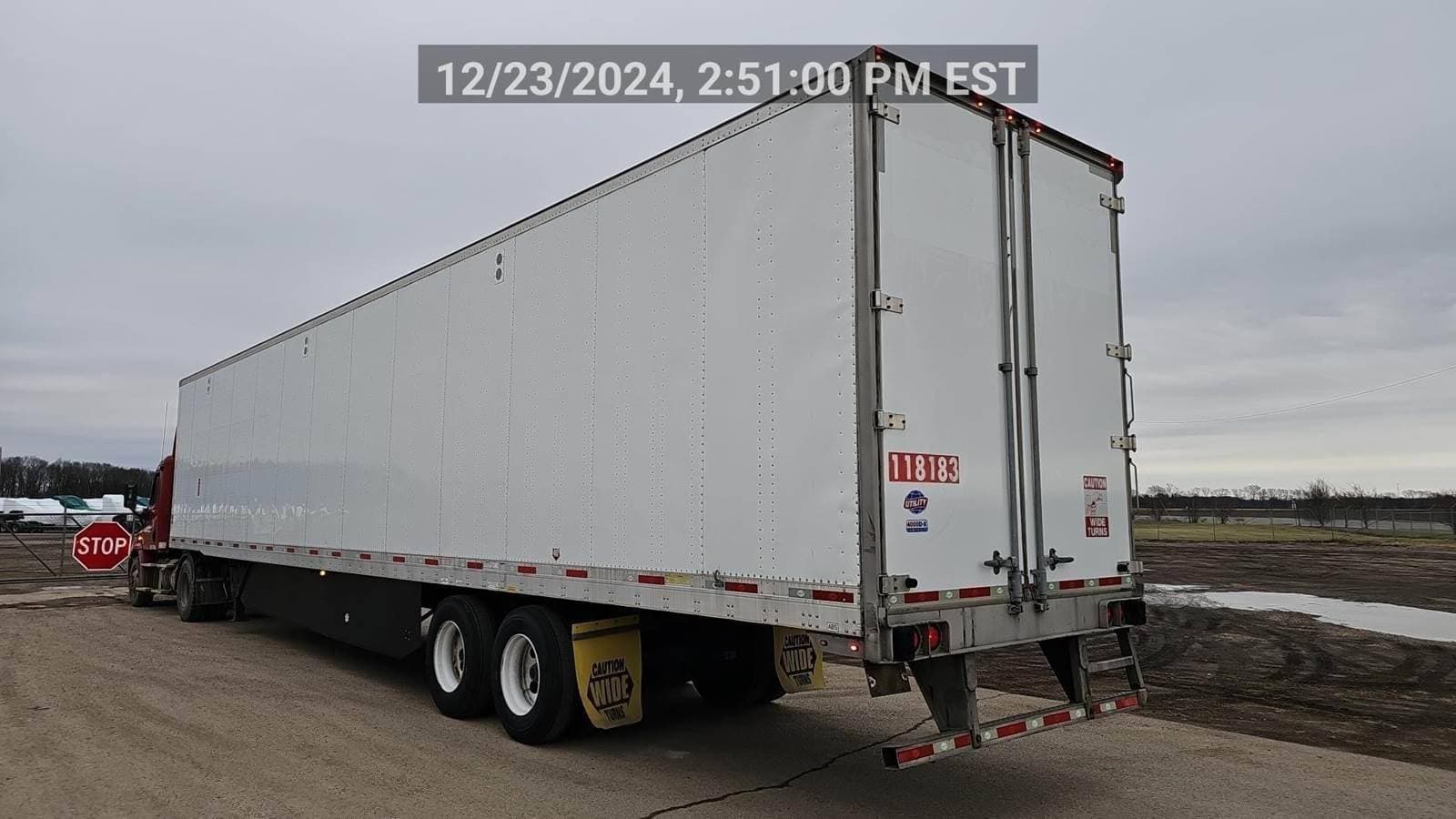 2018 Utility 4000D-X image 2
