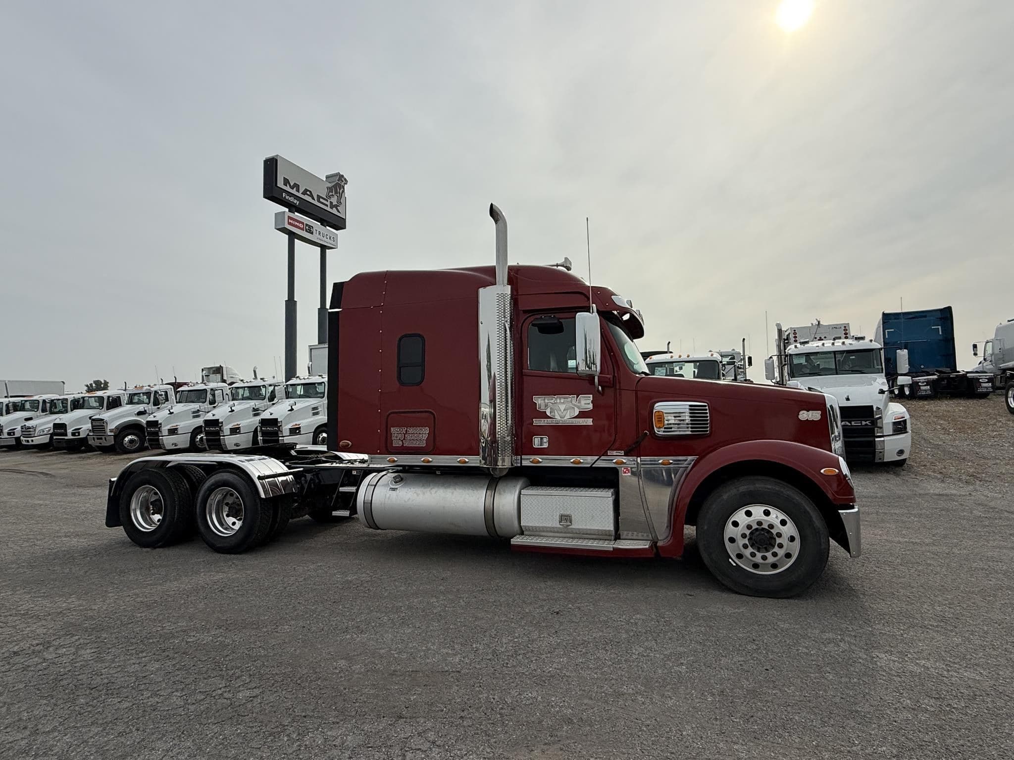 2015 FREIGHTLINER CORONADO 114 MMMCons image 2