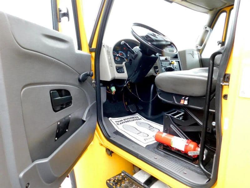 2019 International 4300 image 11
