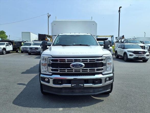 2026 Ford F550 image 7