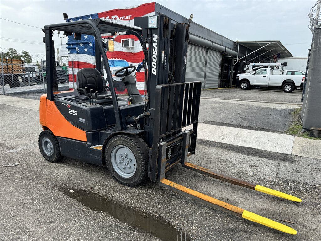 2007 Doosan D25s-5 image 12