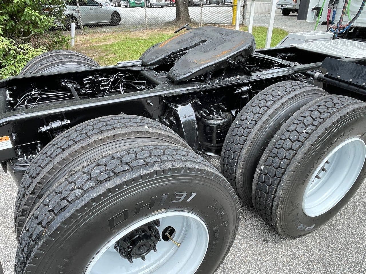 2018 Freightliner Cascadia 125 image 15