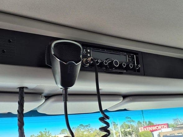 2025 Kenworth T880 image 29