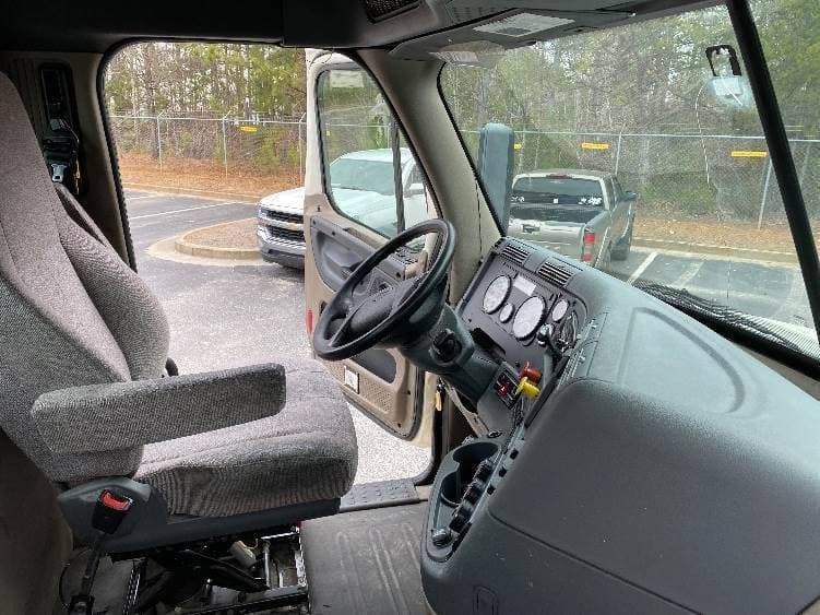 2018 Freightliner Cascadia image 5