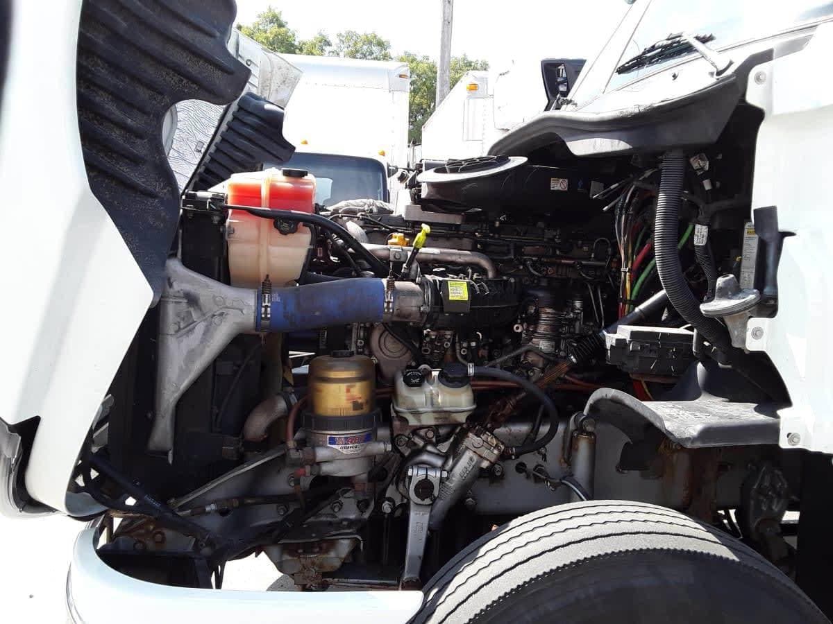 2020 Freightliner Cascadia image 8