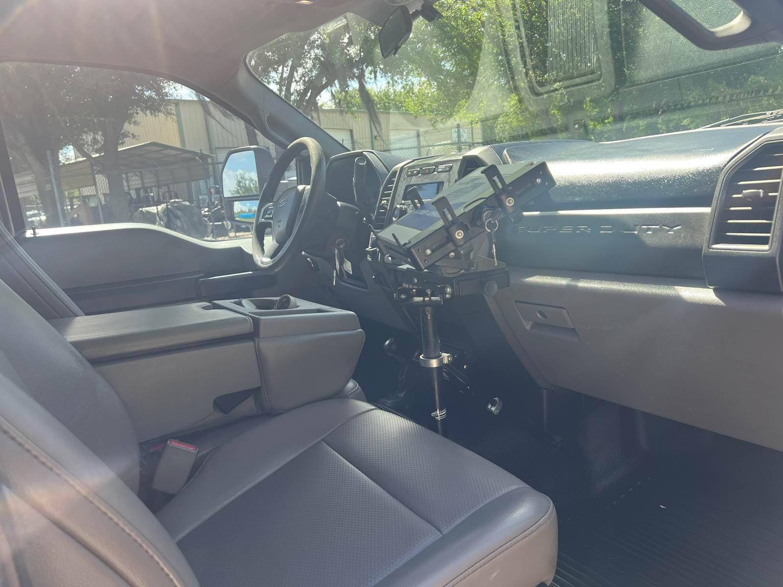 2017 Ford F-450 image 6