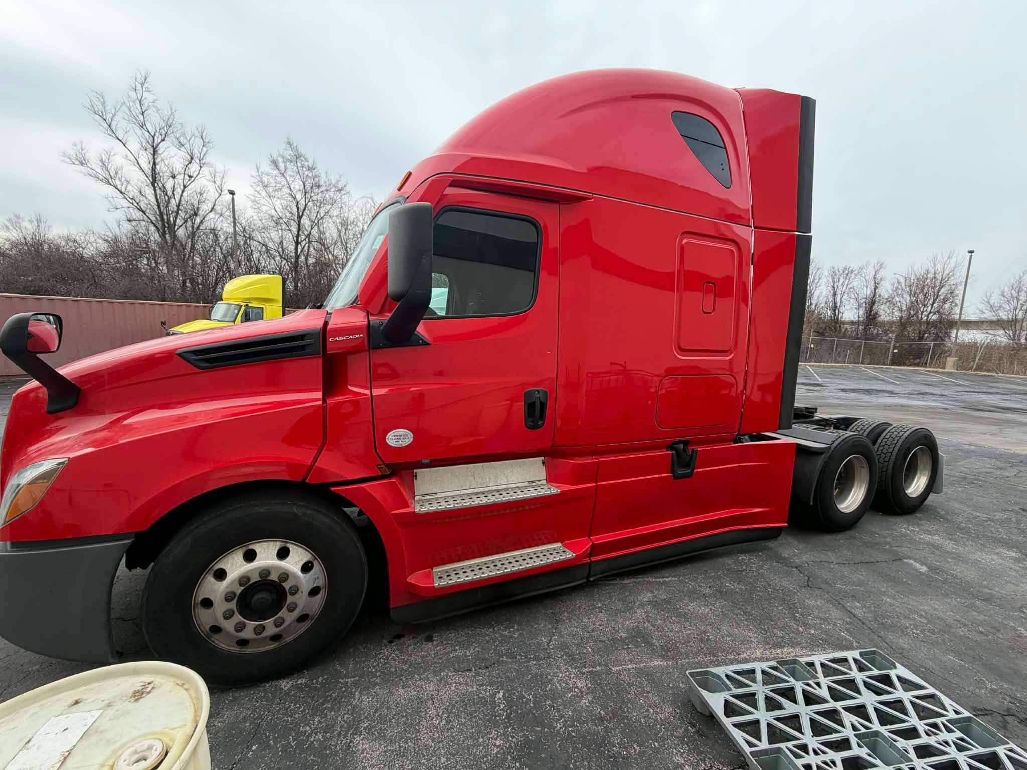 2022 Freightliner Cascadia image 3