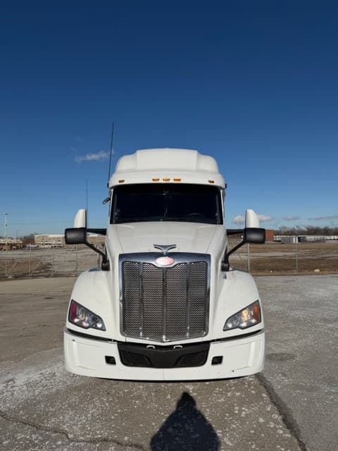 2024 Peterbilt 579 image 12