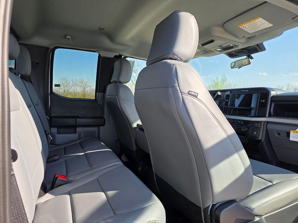 2026 Ford F-350SD XL Service Utility Body image 38