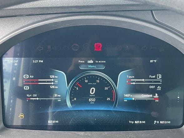 2025 Kenworth T880 image 14