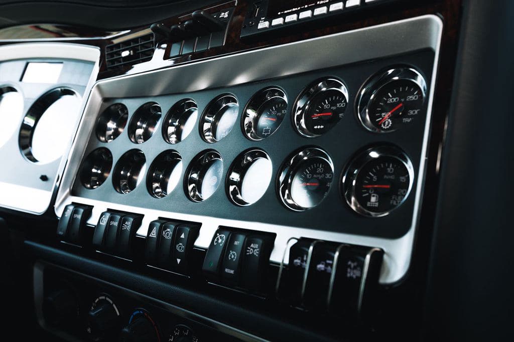 New 2026 KENWORTH W900L image 14