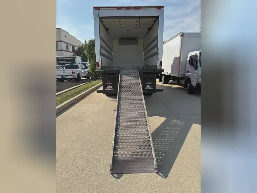 Used 2018 FREIGHTLINER Reefer/Refrigerated Truck, Catering Truck - Food Truck, Beverage Truck BUSINESS CLASS M2 106 image 6