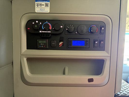 2022 Kenworth T680 image 29