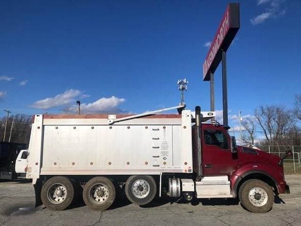 2021 Kenworth T880 image 4