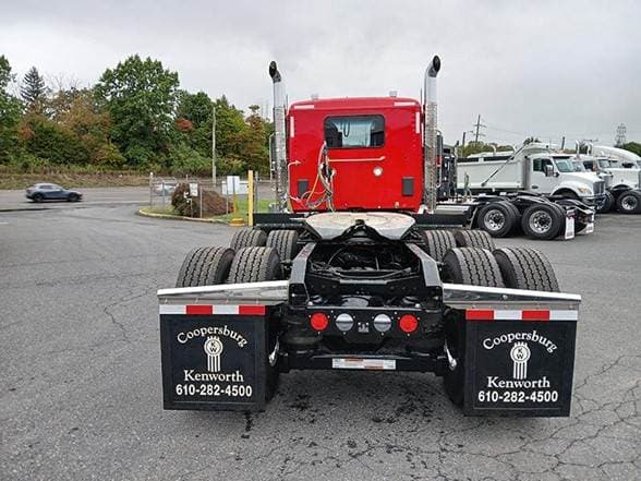 2025 Kenworth W990 image 4