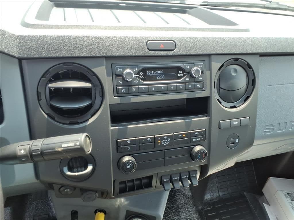 2027 Ford F750 SD image 16