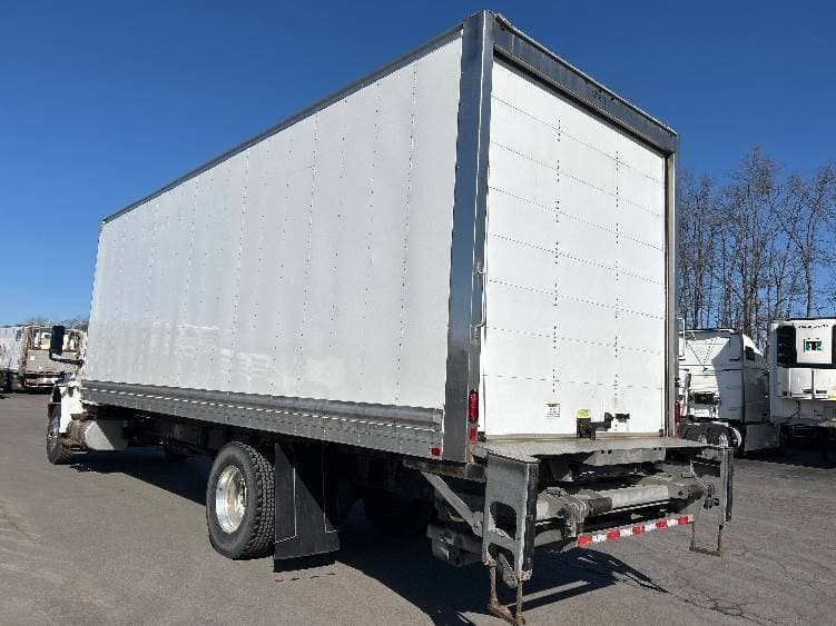 2022 International MV607 Box Truck - 220HP, 6 Speed Automatic, Roll up Door image 6