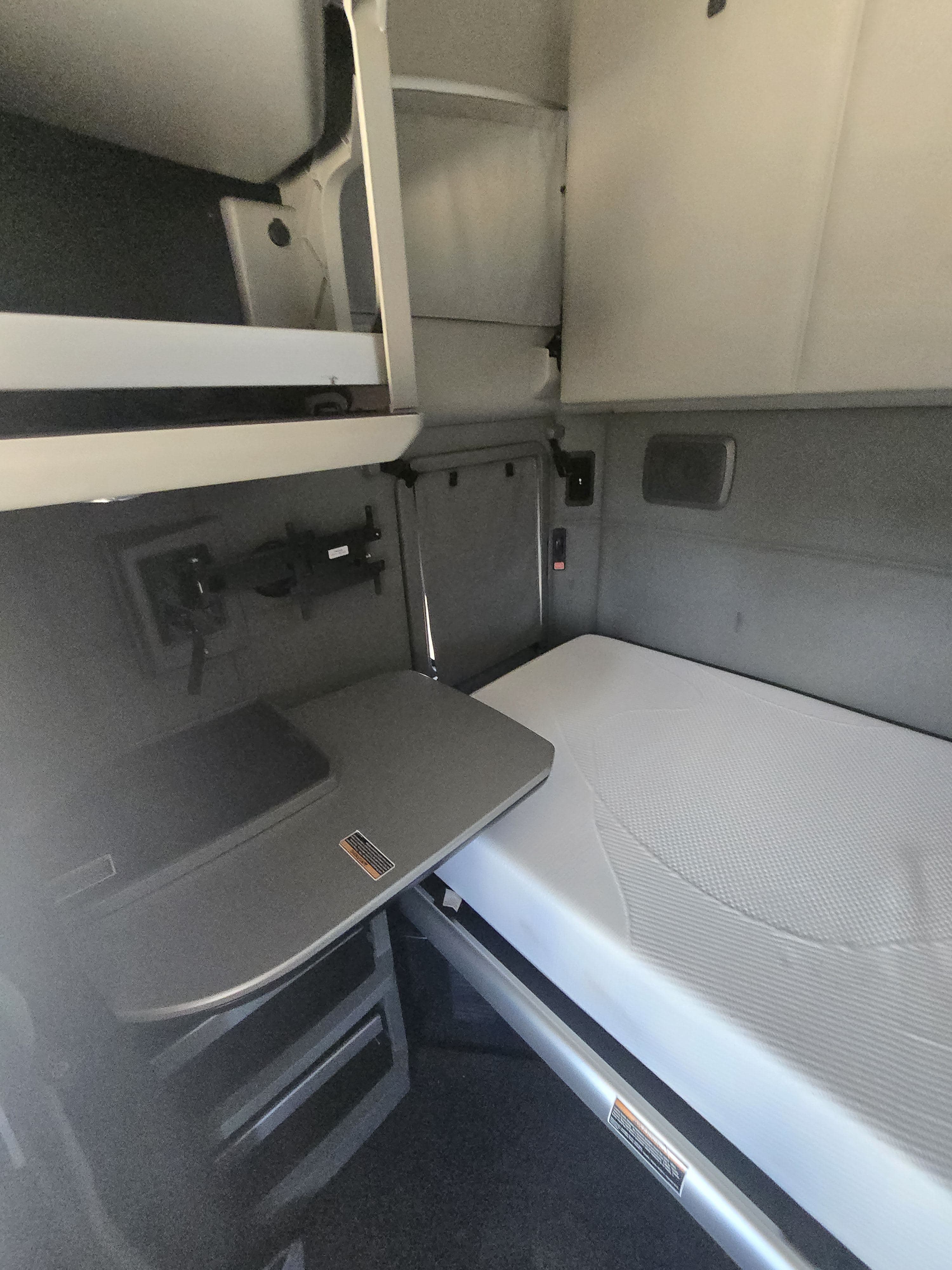 2020 Kenworth T680 image 11