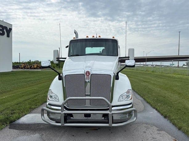 2020 Kenworth T680