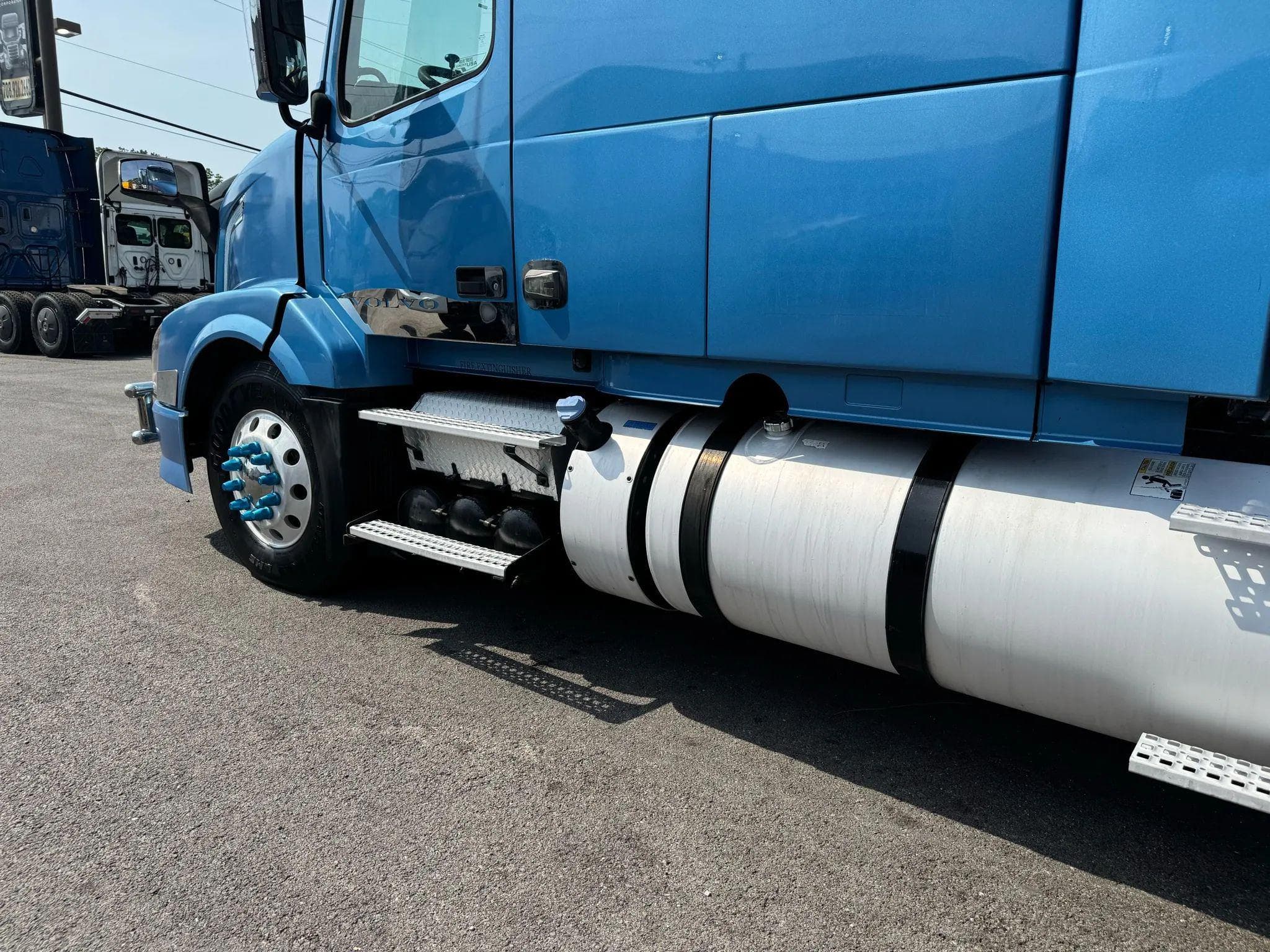 2012 Volvo VNL image 64