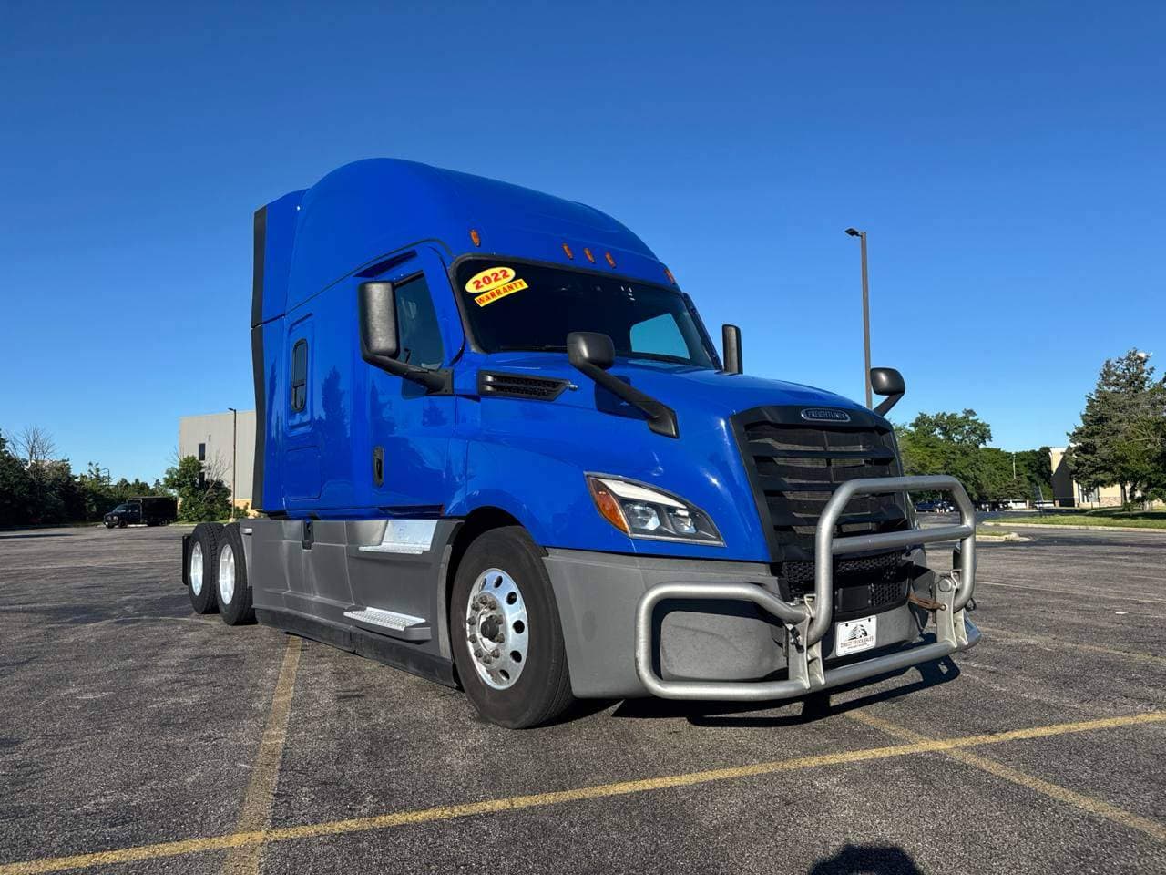 2022 Freightliner Cascadia 126 image 3