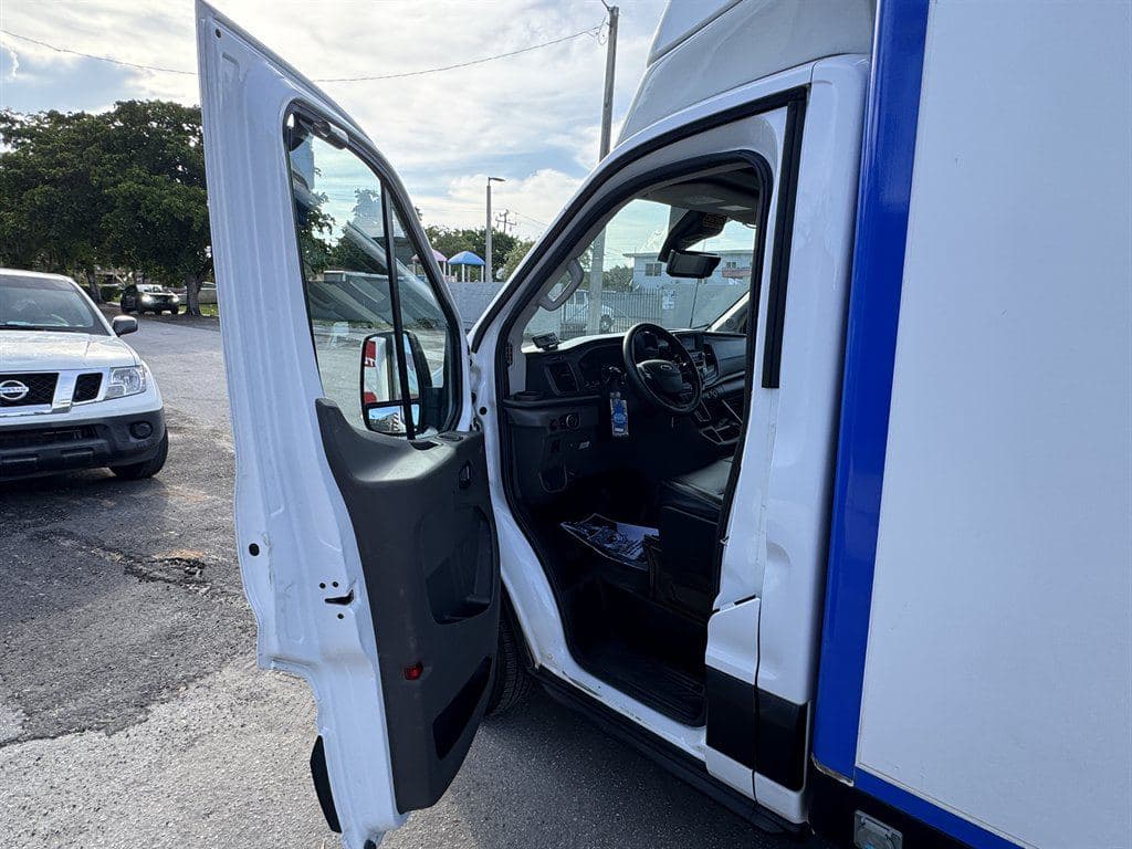 2023 Ford Transit T-350 image 50