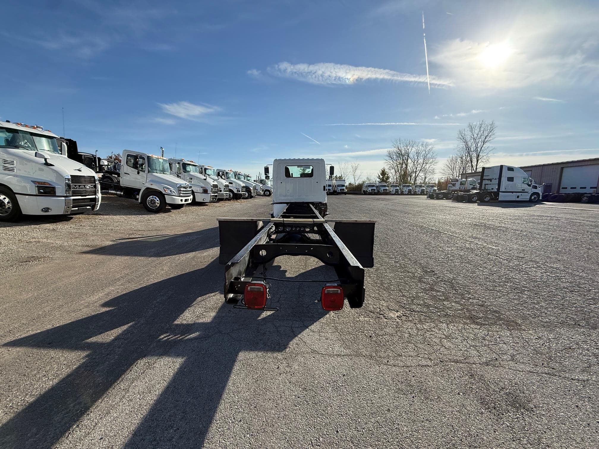 2020 HINO 268 115712 image 4