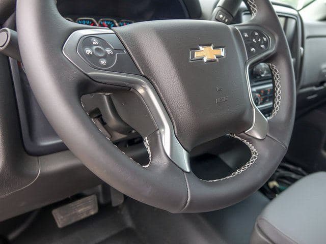 2024 Chevrolet Silverado 6500HD image 11