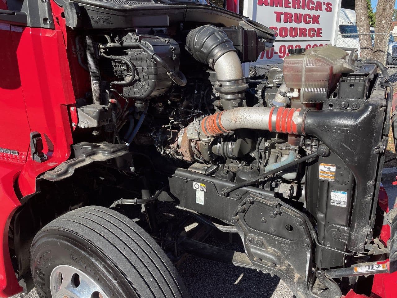 2018 Kenworth T680 image 15