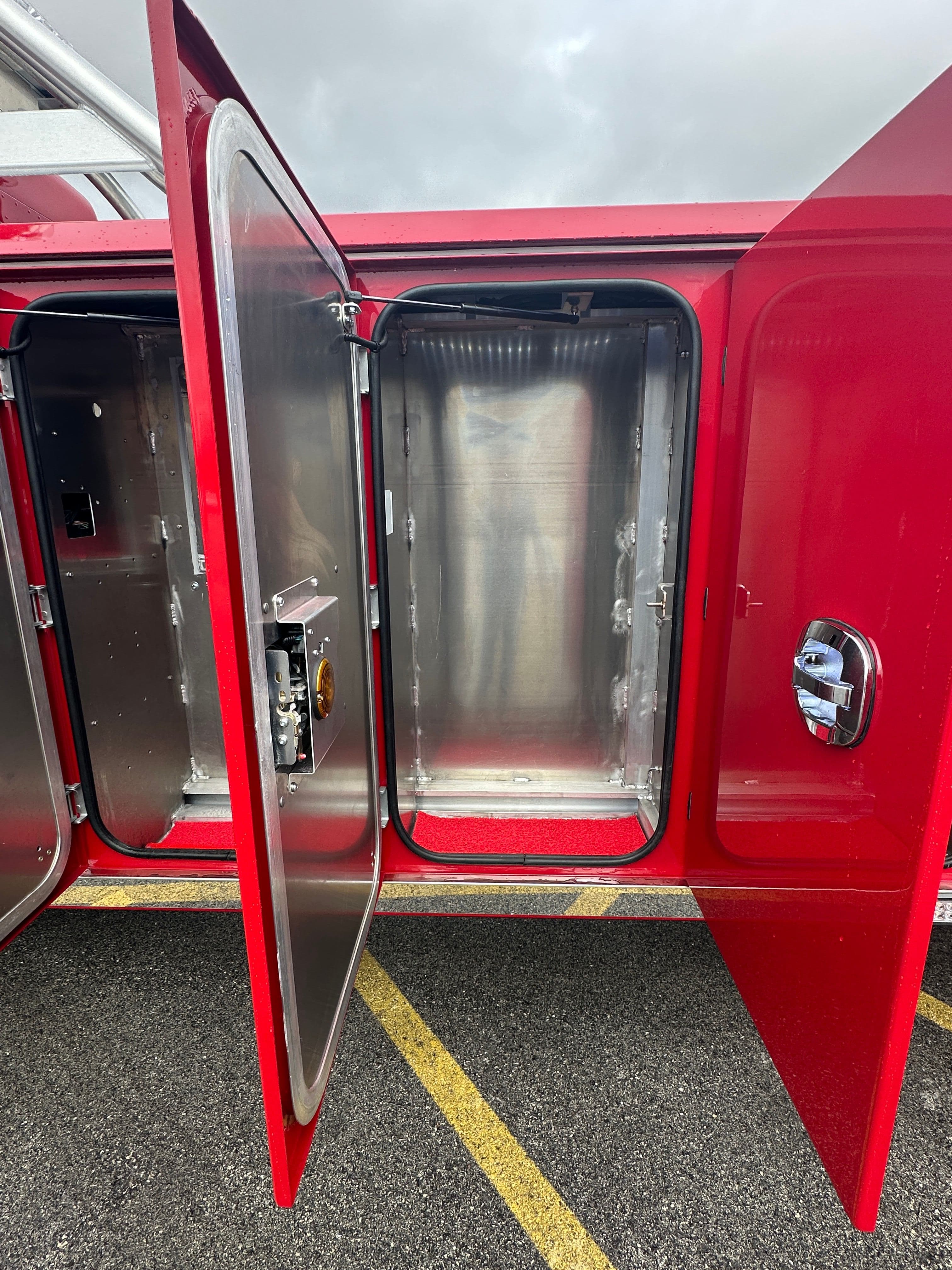 2025 Kenworth T880 with a Century 5130 image 18