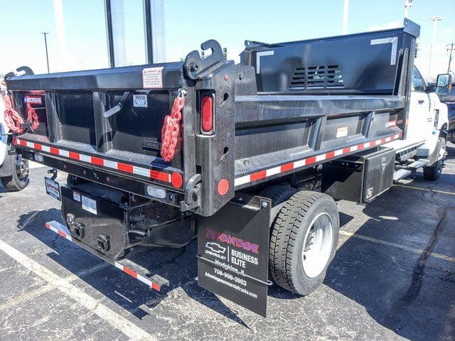 2024 Chevrolet Silverado 4500HD Work Truck image 4