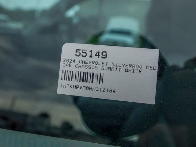 2024 Chevrolet Silverado 6500HD image 22