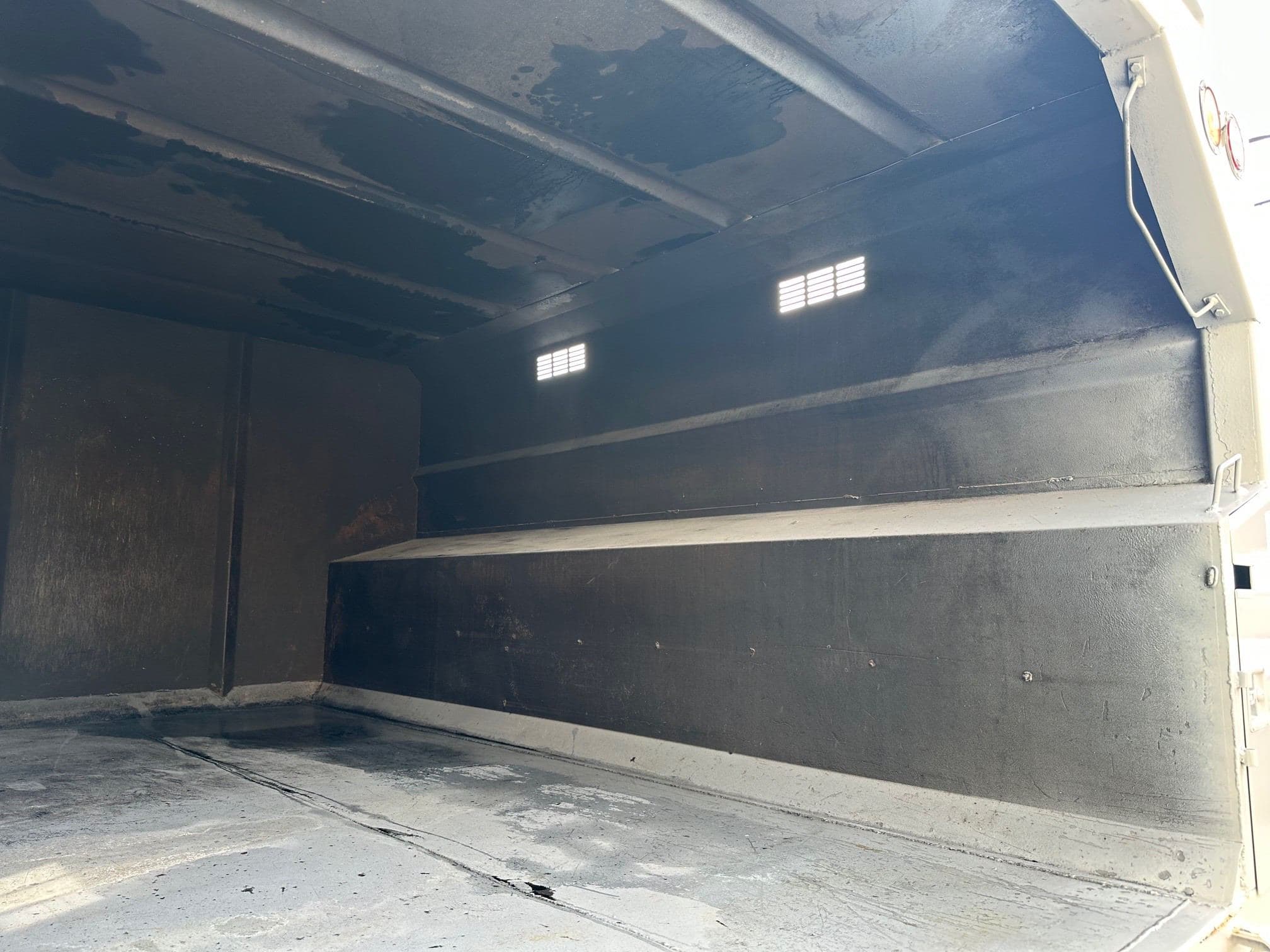 2010 Ford F-750 Forestry Tree Truck image 24