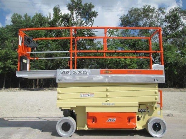 2015 JLG 2630ES image 1