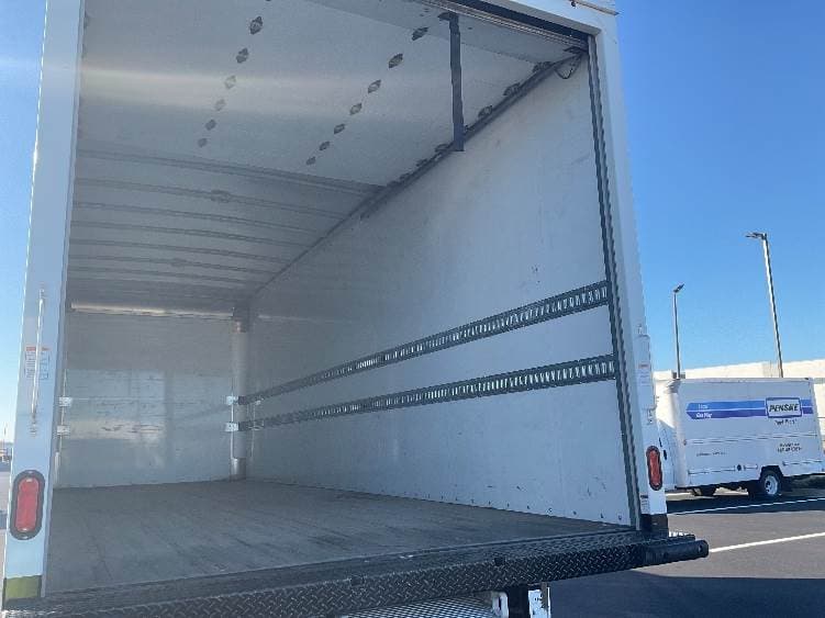 2022 International MV607 Box Truck - 220HP, 6 Speed Automatic, Roll up Door image 12