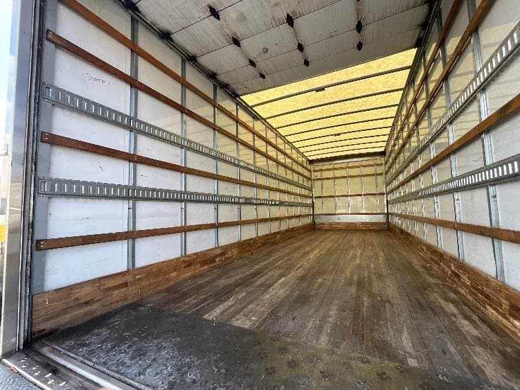 2022 International MV607 Box Truck - 220HP, 6 Speed Automatic, Roll up Door image 11