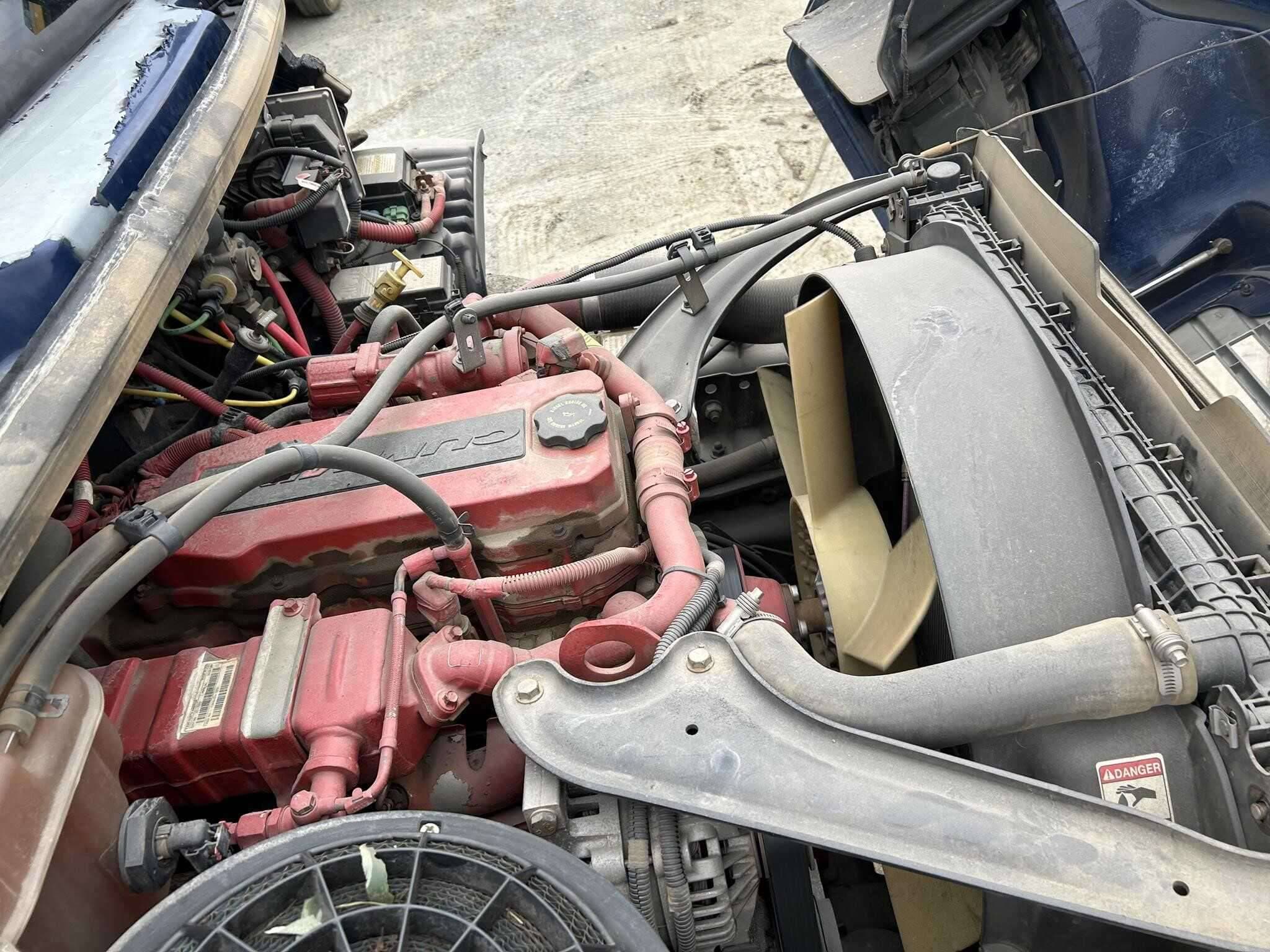 2017 Freightliner M2 image 7